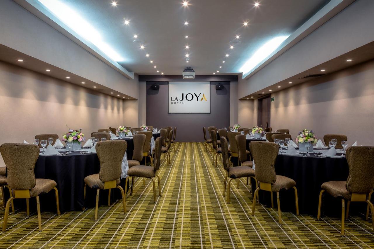 Hotel La Joya Pachuca Extérieur photo The ballroom