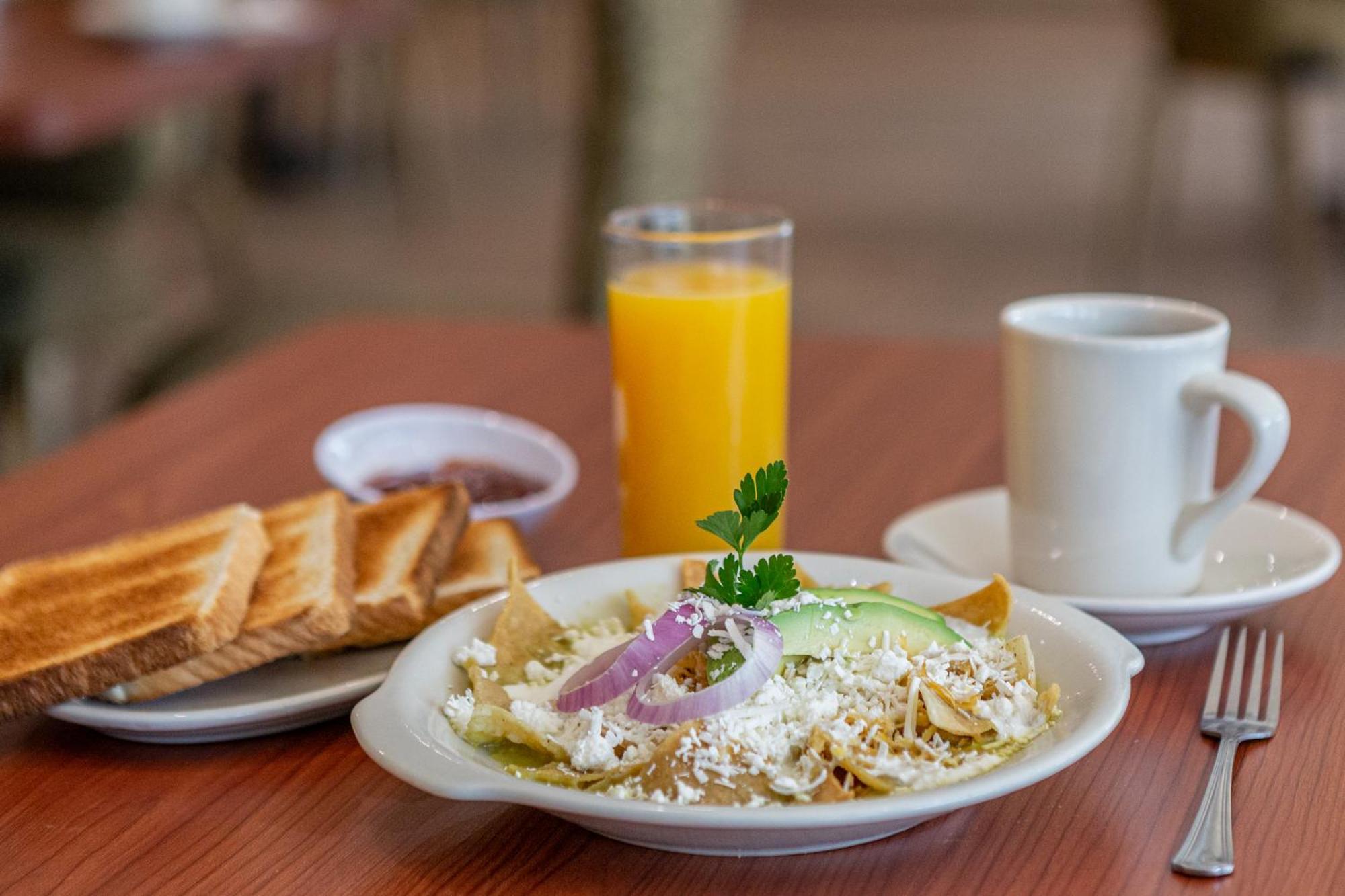 Hotel La Joya Pachuca Extérieur photo Horiatiki
